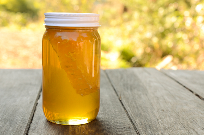 raw wildflower honey with honeycomb // Wayward Spark